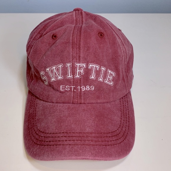 Swiftie Taylor Swift 1989 Embroidered Baseball Cap NEW! - Picture 2 of 7